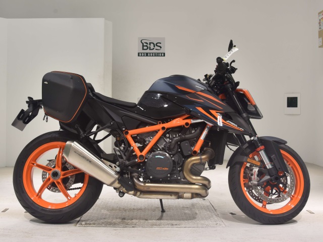 KTM 1290 SUPERDUKE R 2022
