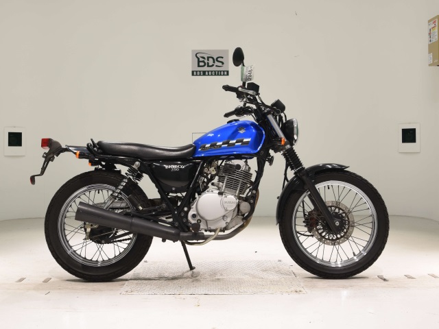 Suzuki GRASSTRACKER BIGBOY 2013