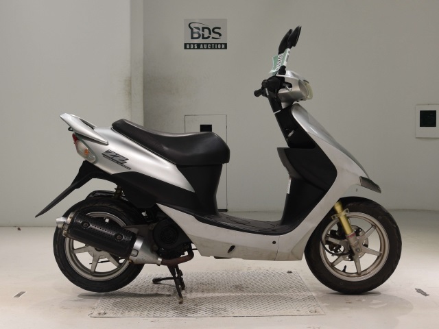 Suzuki SEPIA ZZ