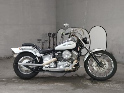 Yamaha DRAGSTAR XVS400 2006