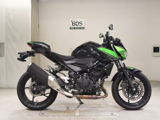 Kawasaki Z400 2021