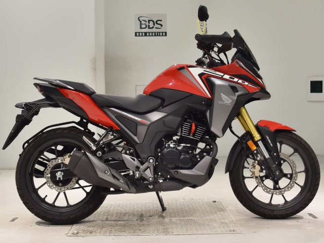 Honda CB200XA 2024