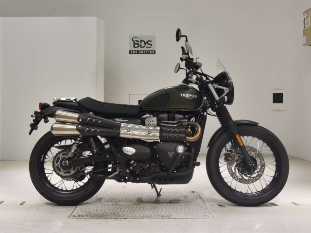 Triumph ｽﾄﾘｰﾄSCRAMBLER 2017