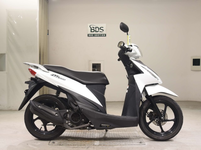 Suzuki ADDRESS V110