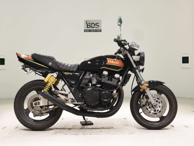 Yamaha XJR400 1996