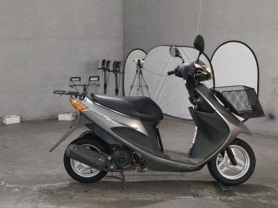 Suzuki ADDRESS V50