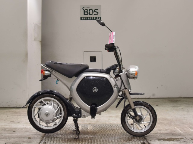 Yamaha EC-02 2005