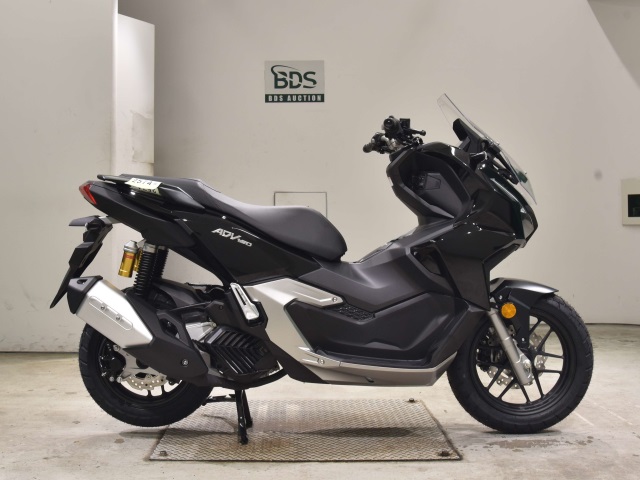 Honda ADV 160 2025