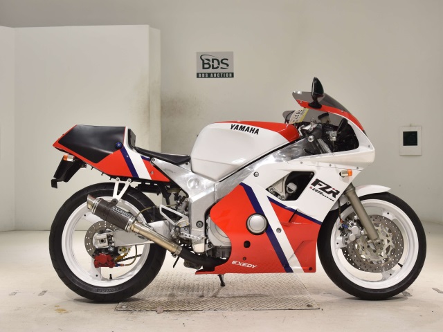 Yamaha FZR400RR 1990