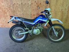Yamaha SEROW XT225 2004