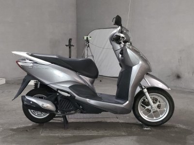 Honda LEAD125 2018