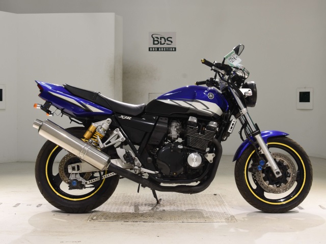 Yamaha XJR400 2002
