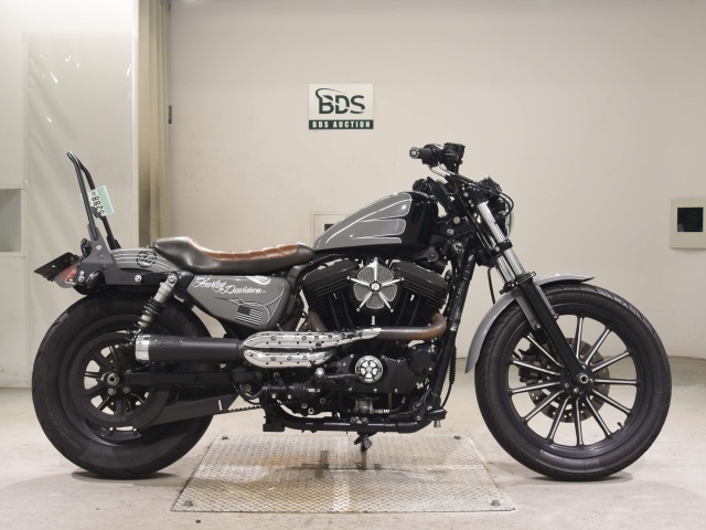 HD SPORTSTER IRON XL883N 2011
