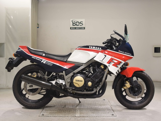 Yamaha FZ750 1985