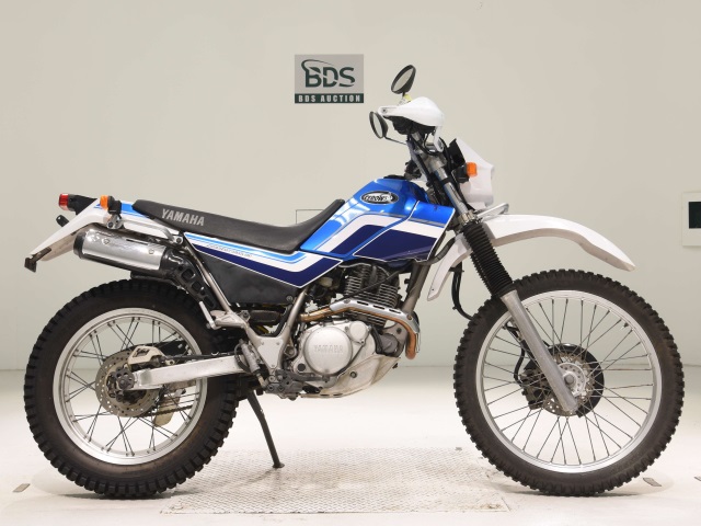 Yamaha SEROW XT225 2004