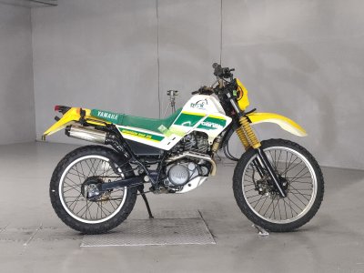 Yamaha SEROW XT225 1989