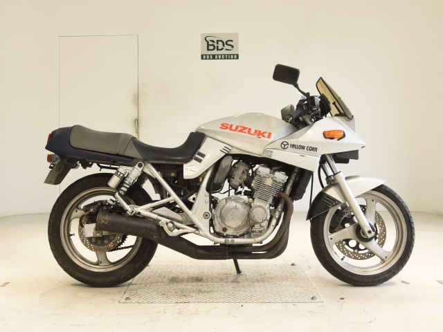 Suzuki GSX250 KATANA
