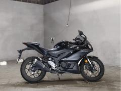 Yamaha YZF-R25 2022