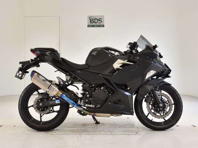 Kawasaki NINJA400 2021
