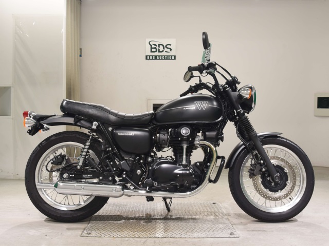Kawasaki W800 2021