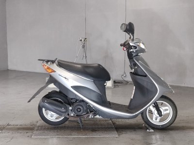 Suzuki ADDRESS V50