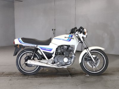 Suzuki GSX250E