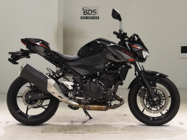 Kawasaki Z400 2023