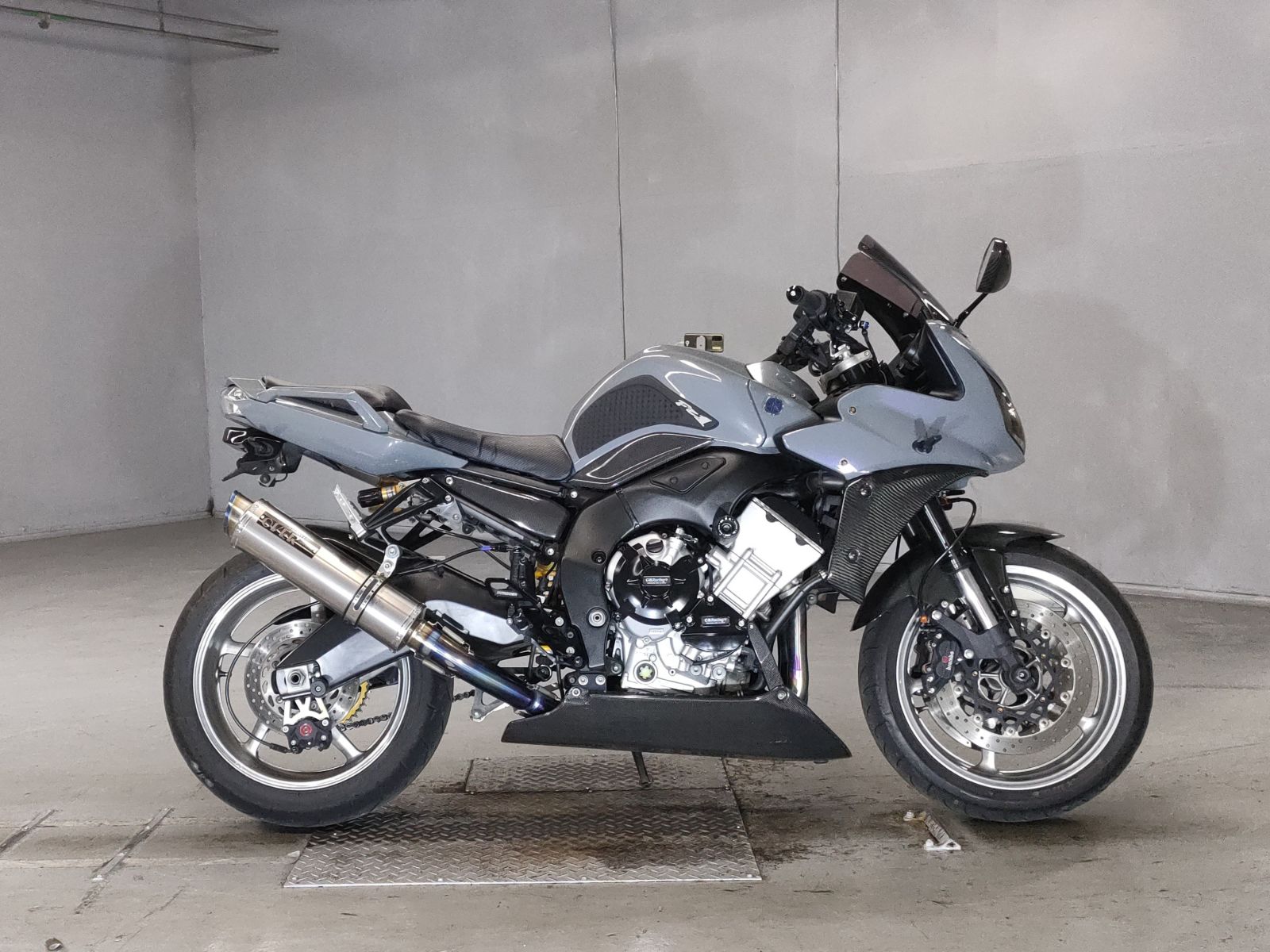 Yamaha FZ1 FAZER 2008