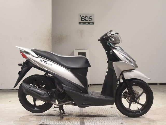 Suzuki ADDRESS V110