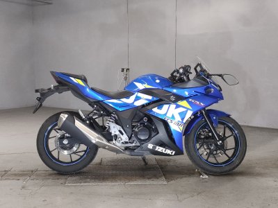 Suzuki GSX250R