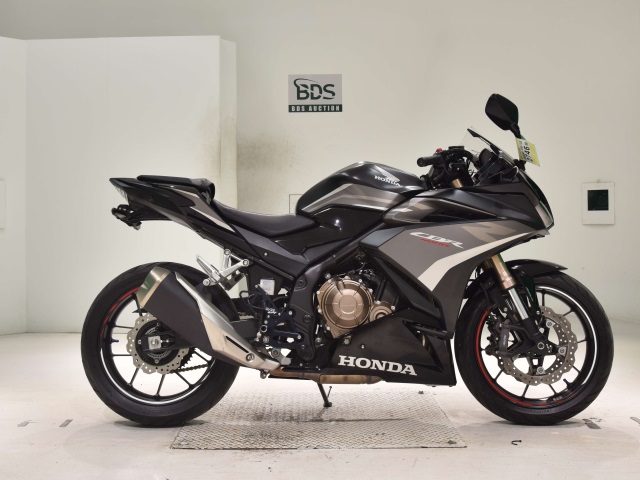 Honda CBR400R 2022
