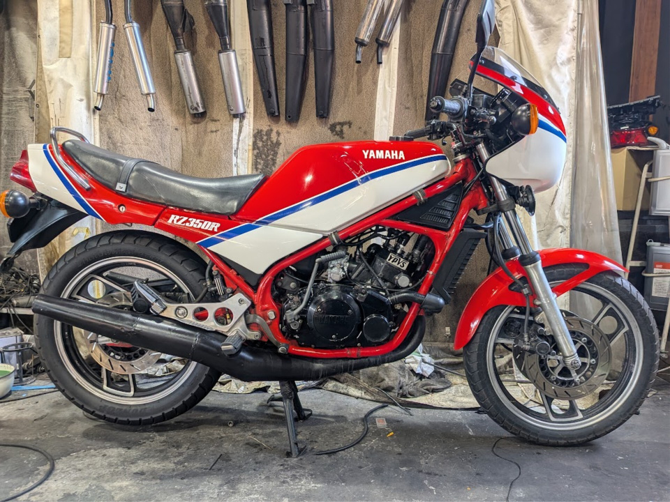 Yamaha RZ350R 1983