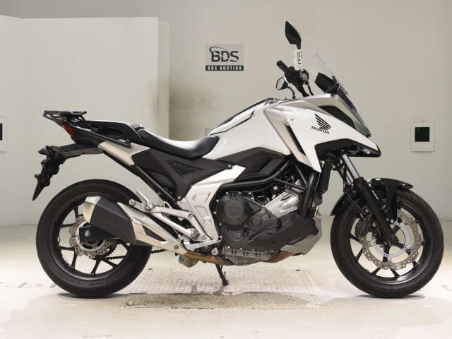 Honda NC750X 2023