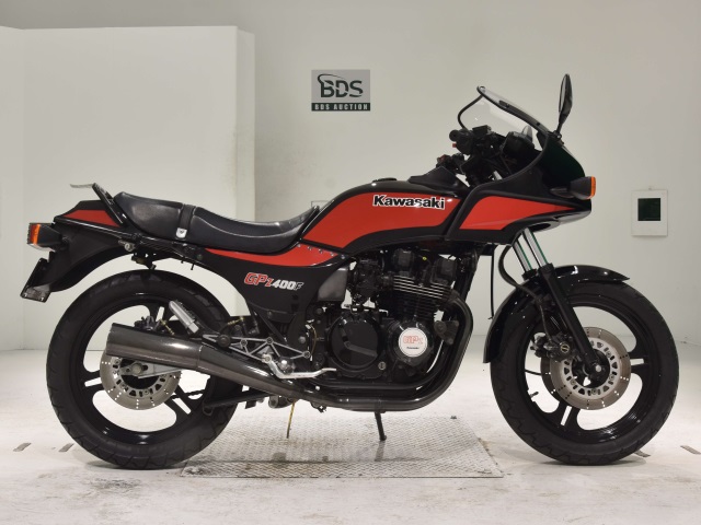 Kawasaki GPZ400F 1989