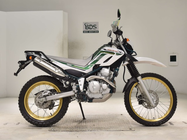 Yamaha SEROW XT250 2020