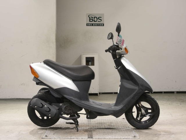 Suzuki LETS2