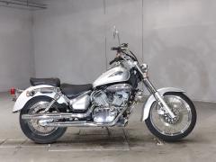 Suzuki INTRUDER 250LC 2003