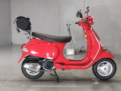 Vespa LXV125 1998