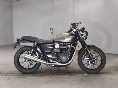 Triumph STREET TWIN 900 2020