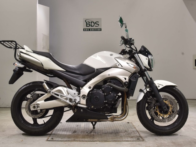 Suzuki GSR400A 2009