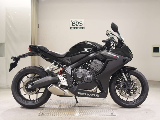 Honda CBR650R 2024