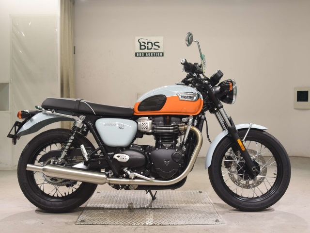 Triumph BONNEVILLE T100 2022
