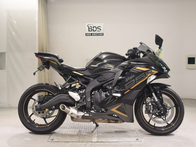 Kawasaki NINJA ZX-25R 2022