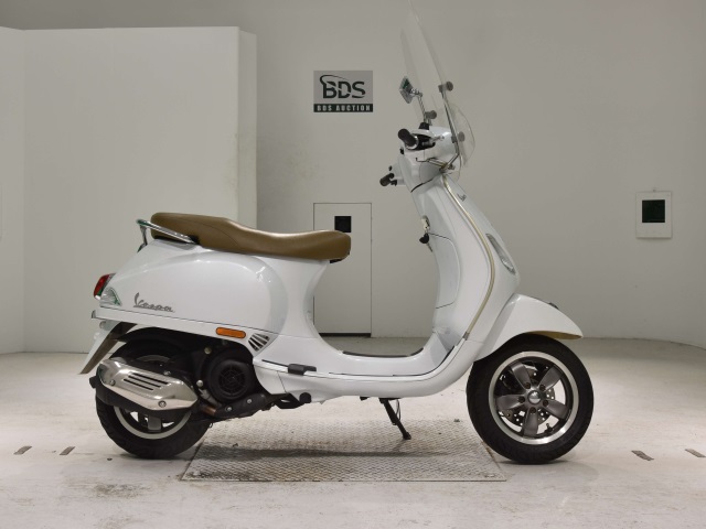 Vespa VXL125