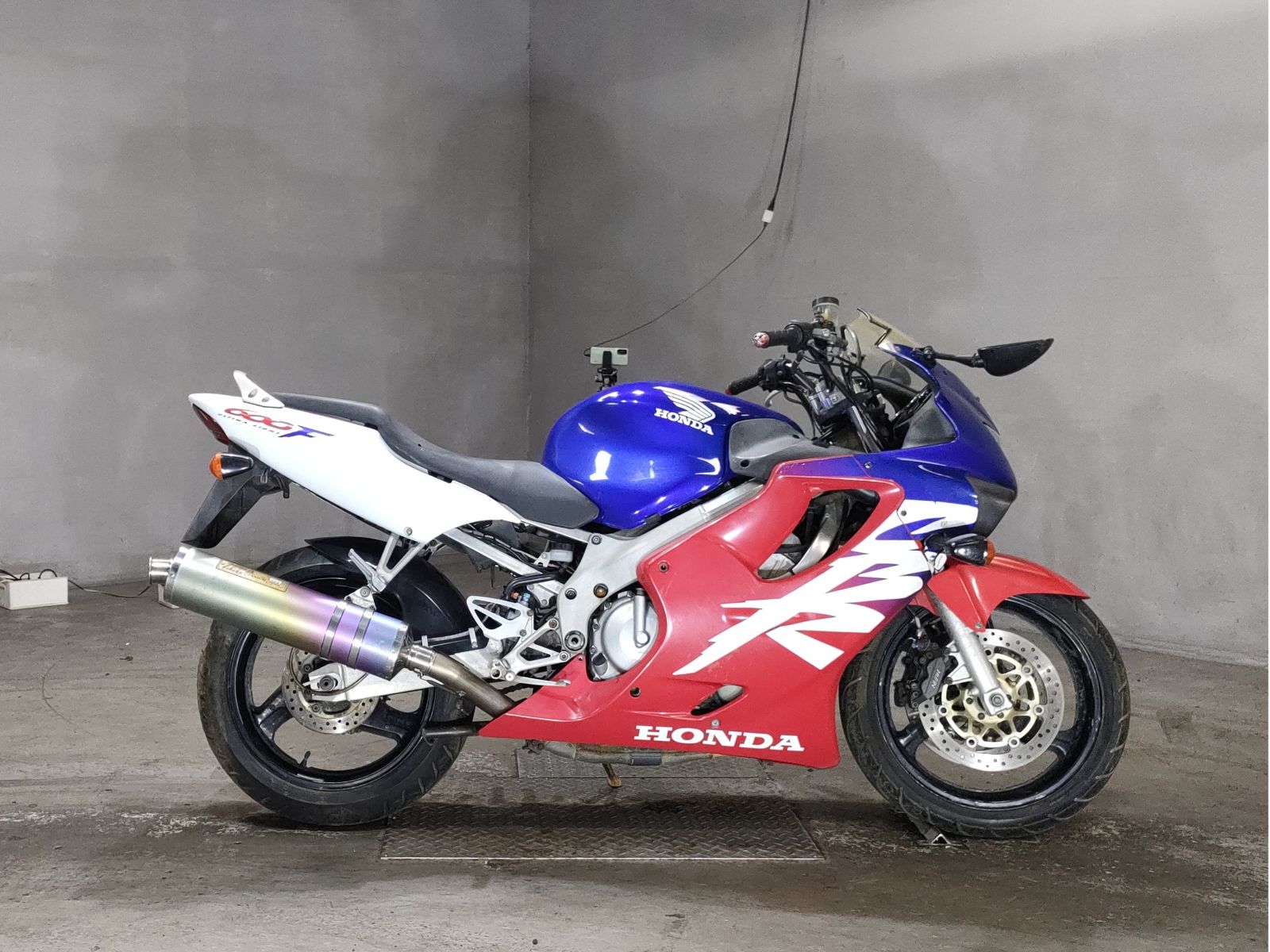 Honda CBR600F 2000