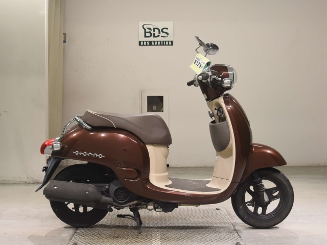Honda GIORNO 2011