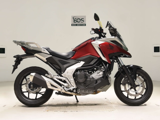 Honda NC750X 2023