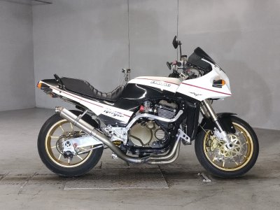 Kawasaki GPZ900R 1993