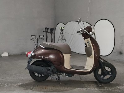 Honda GIORNO 2011