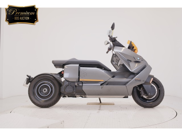 BMW CE04 2022